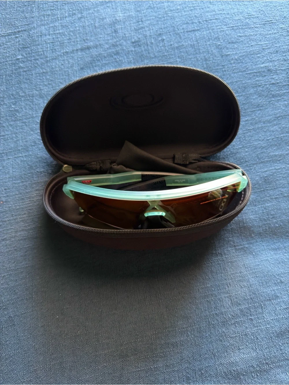 Oakley Corridor Sq Men’s Teal and Brown Sport Sunglasses with Case